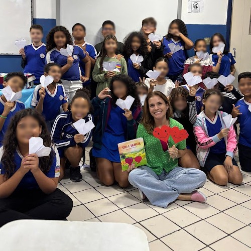 Oficina de dobradura no Colégio Pinheiro Guimarães, Tijuca.